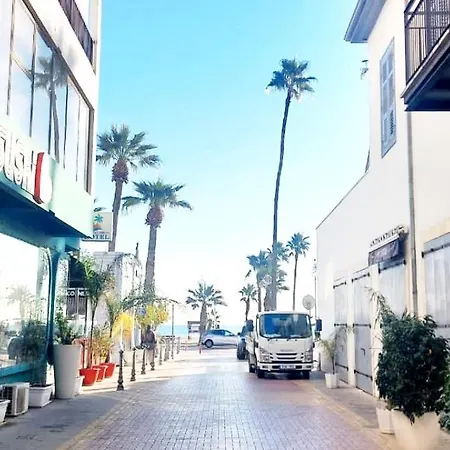公寓 Finnikoudes 2 Bed Sea View *